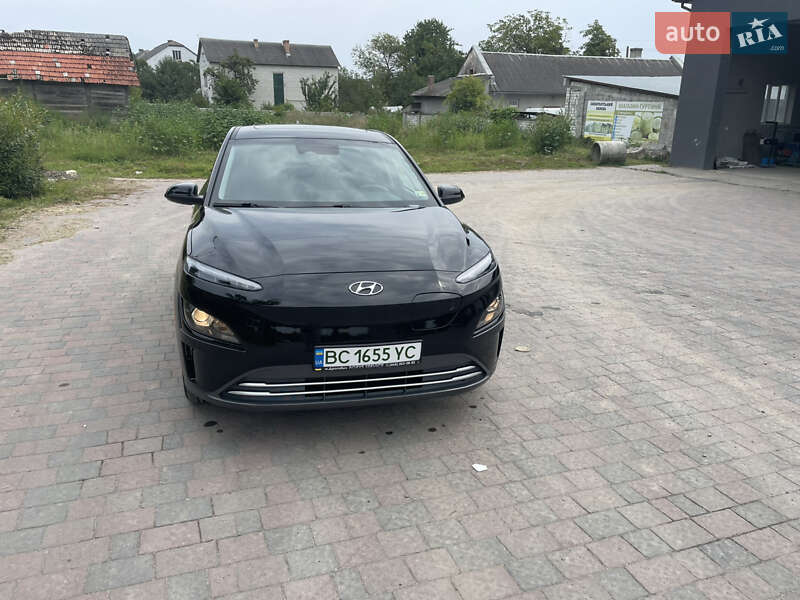 Внедорожник / Кроссовер Hyundai Kona 2023 в Николаеве