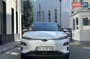 Внедорожник / Кроссовер Hyundai Kona 2020 в Ровно