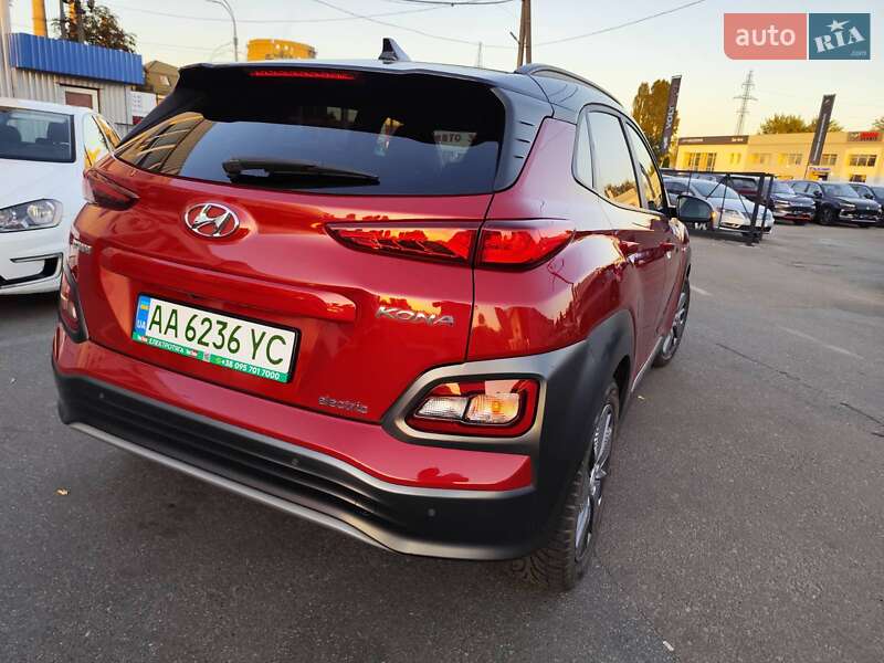 Позашляховик / Кросовер Hyundai Kona 2019 в Києві