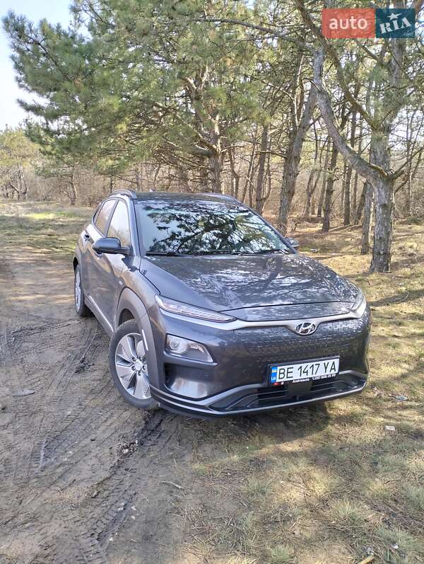 Внедорожник / Кроссовер Hyundai Kona 2019 в Николаеве