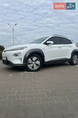 Внедорожник / Кроссовер Hyundai Kona 2020 в Житомире