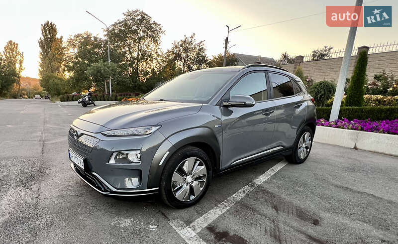 Позашляховик / Кросовер Hyundai Kona 2018 в Запоріжжі