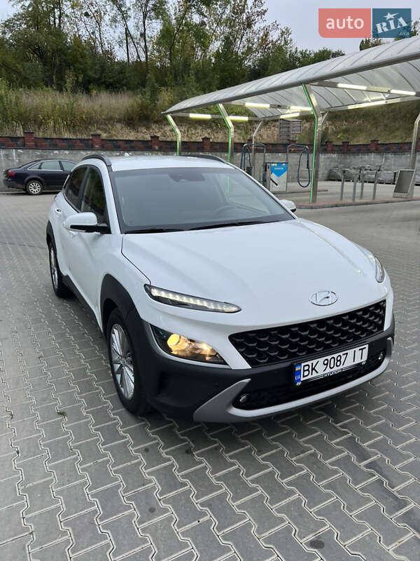 Hyundai Kona 2021