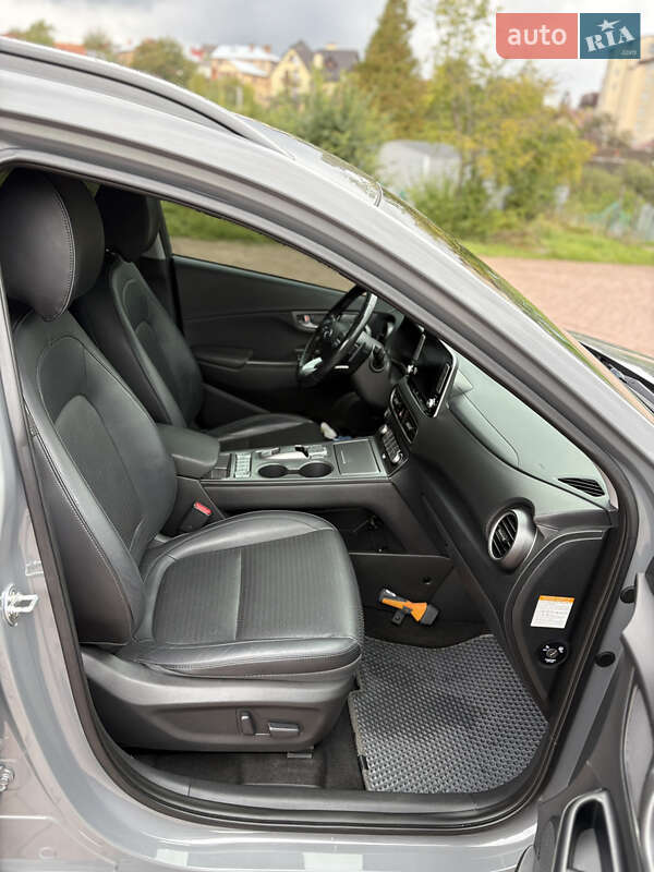 Позашляховик / Кросовер Hyundai Kona 2018 в Стрию