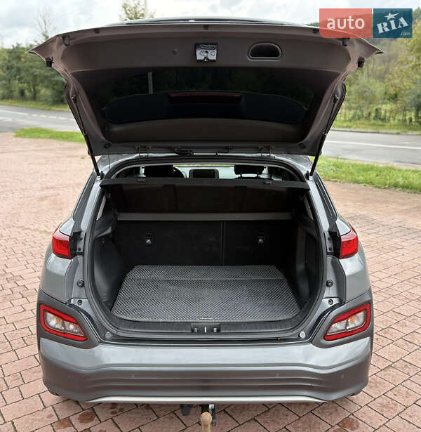 Позашляховик / Кросовер Hyundai Kona 2018 в Стрию