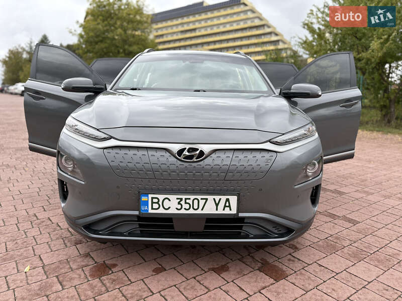 Позашляховик / Кросовер Hyundai Kona 2018 в Стрию