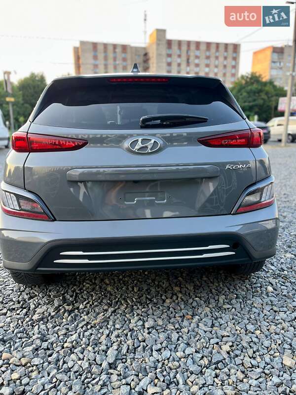 Внедорожник / Кроссовер Hyundai Kona 2022 в Черновцах