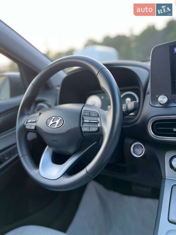 Внедорожник / Кроссовер Hyundai Kona 2022 в Черновцах