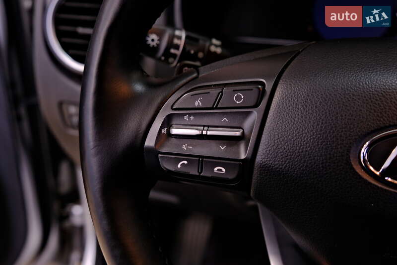 Внедорожник / Кроссовер Hyundai Kona 2020 в Одессе