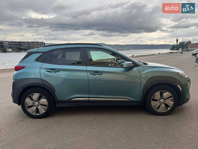 Внедорожник / Кроссовер Hyundai Kona 2020 в Одессе