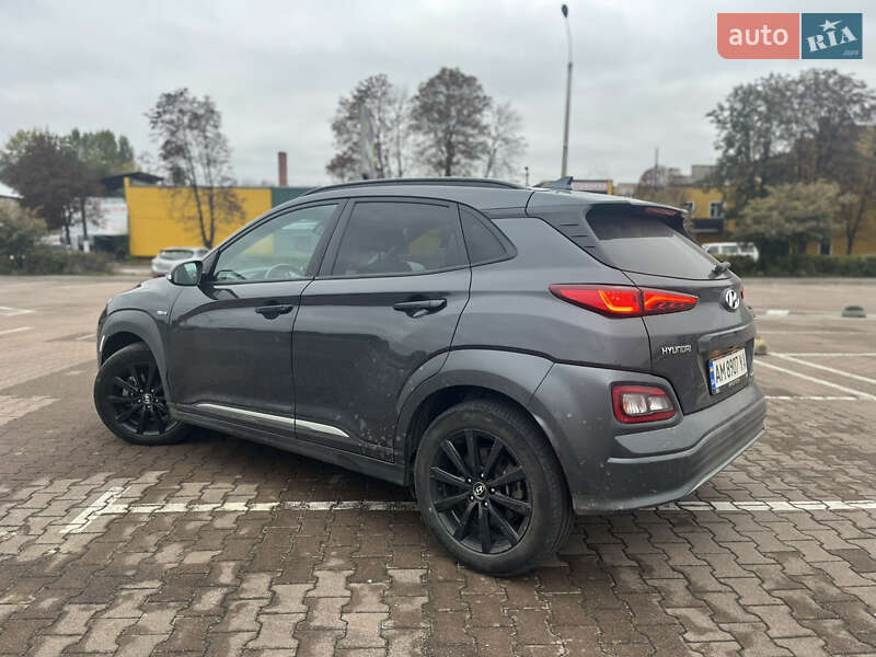 Внедорожник / Кроссовер Hyundai Kona 2020 в Житомире