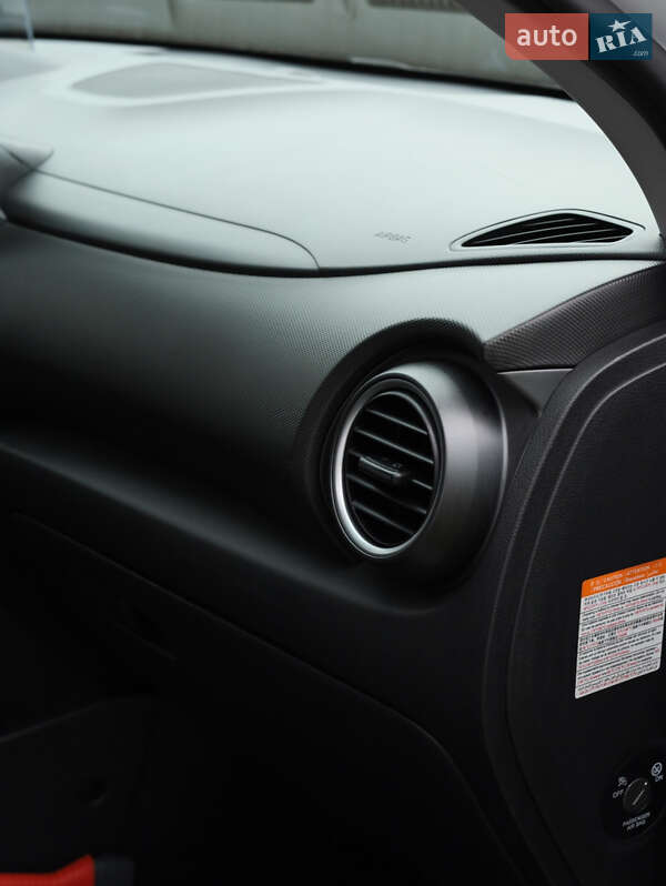 Внедорожник / Кроссовер Hyundai Kona 2020 в Тернополе