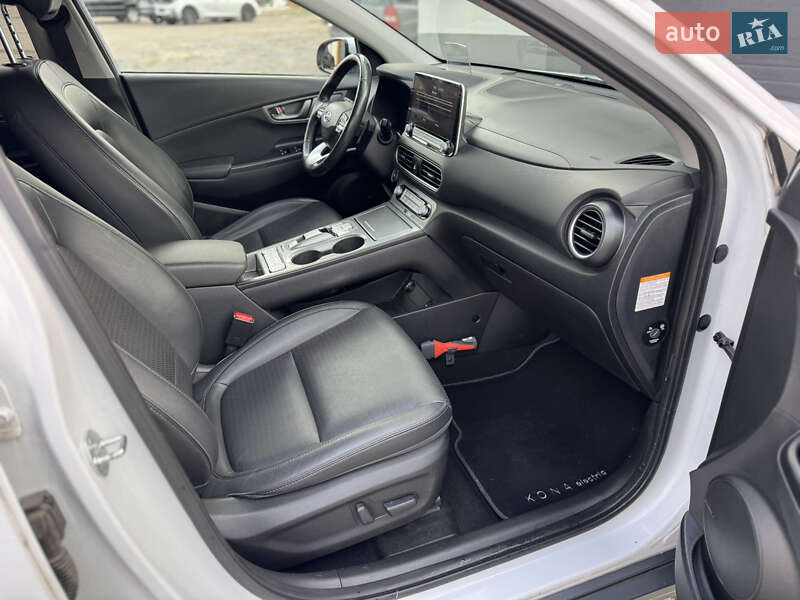 Позашляховик / Кросовер Hyundai Kona 2020 в Рівному