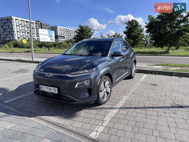 Внедорожник / Кроссовер Hyundai Kona 2019 в Львове