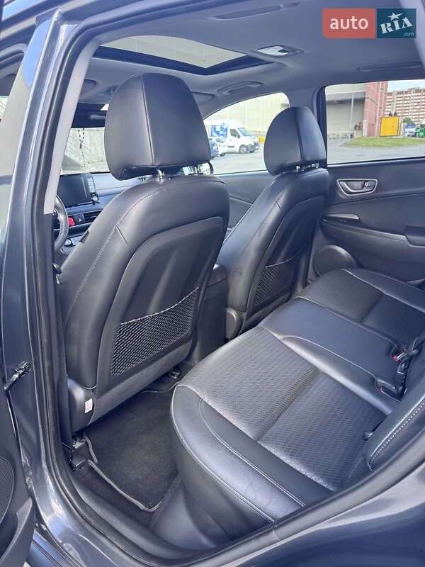 Внедорожник / Кроссовер Hyundai Kona 2019 в Львове