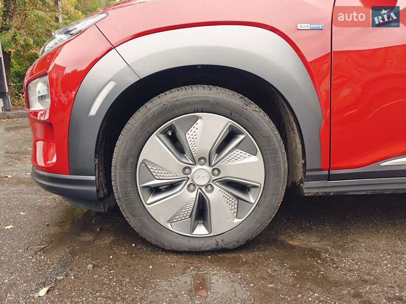 Внедорожник / Кроссовер Hyundai Kona 2021 в Виннице
