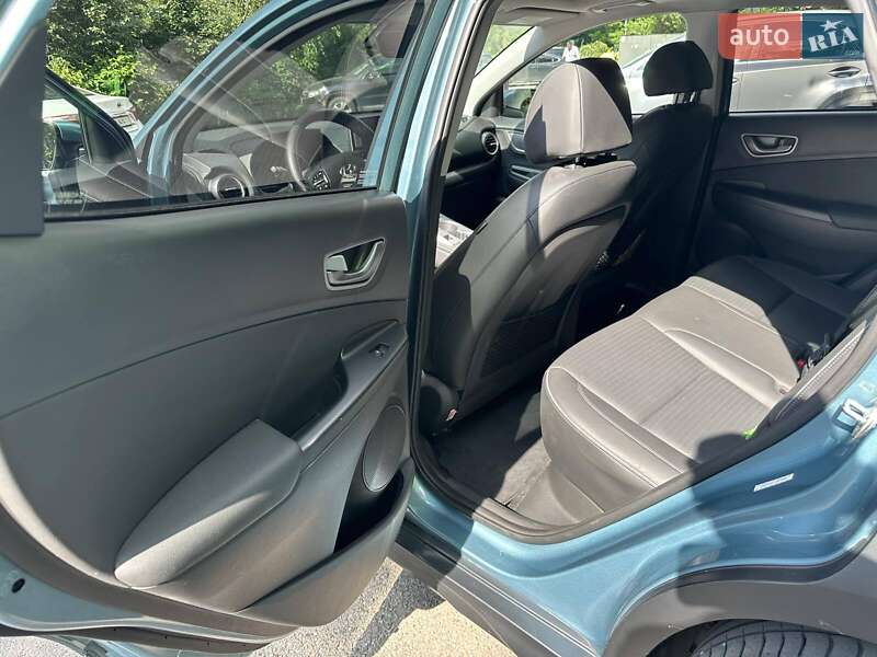 Позашляховик / Кросовер Hyundai Kona 2019 в Києві фото 16 Позашляховик / Кросовер Hyundai Kona 2019 в Києві