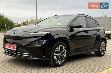 Внедорожник / Кроссовер Hyundai Kona 2022 в Дубно