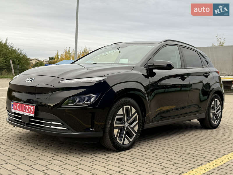 Внедорожник / Кроссовер Hyundai Kona 2022 в Дубно