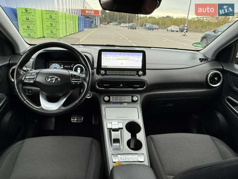 Внедорожник / Кроссовер Hyundai Kona 2022 в Дубно