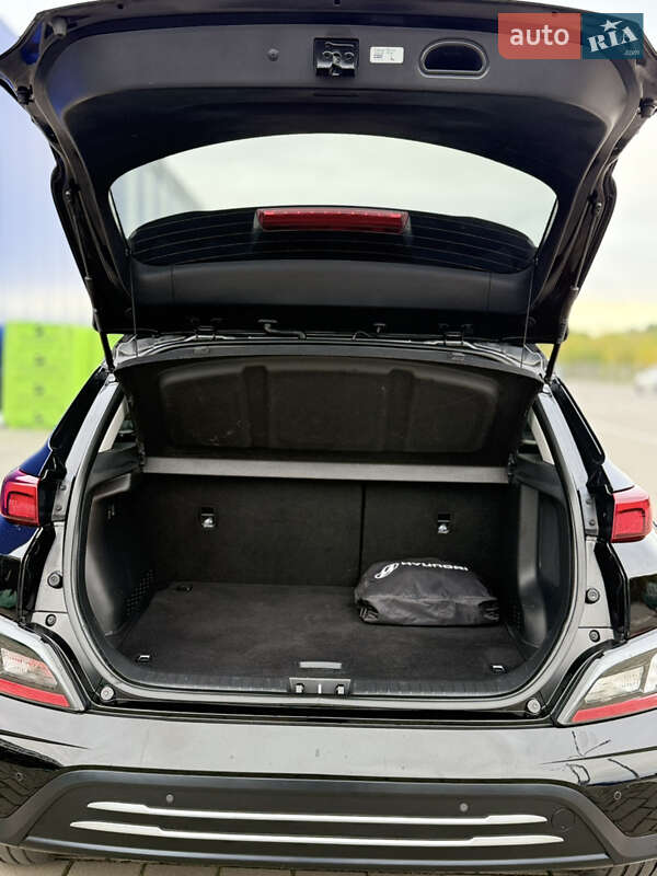 Внедорожник / Кроссовер Hyundai Kona 2022 в Дубно