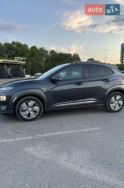 Внедорожник / Кроссовер Hyundai Kona 2020 в 