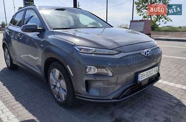 Внедорожник / Кроссовер Hyundai Kona 2019 в Черноморске