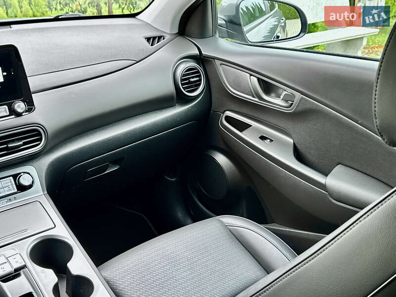 Внедорожник / Кроссовер Hyundai Kona 2020 в Самборе