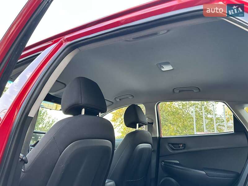 Позашляховик / Кросовер Hyundai Kona 2018 в Дніпрі фото 29 Позашляховик / Кросовер Hyundai Kona 2018 в Дніпрі