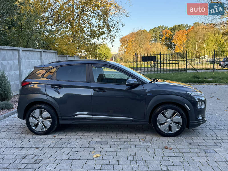 Внедорожник / Кроссовер Hyundai Kona 2020 в Ровно