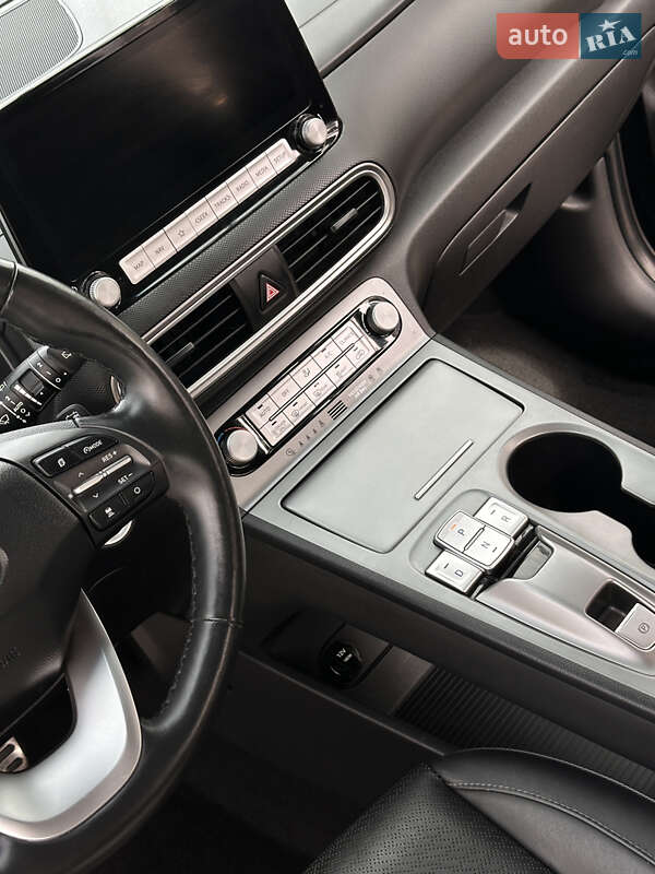 Внедорожник / Кроссовер Hyundai Kona 2020 в Одессе