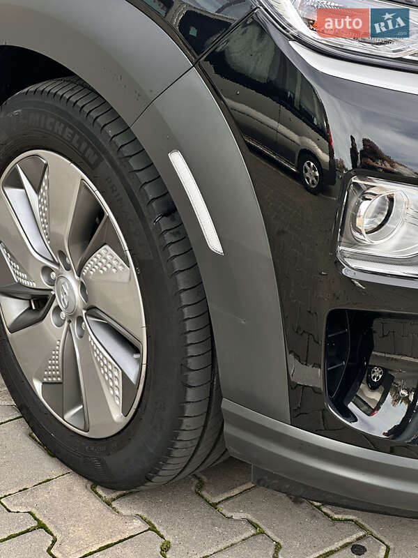 Внедорожник / Кроссовер Hyundai Kona 2020 в Одессе