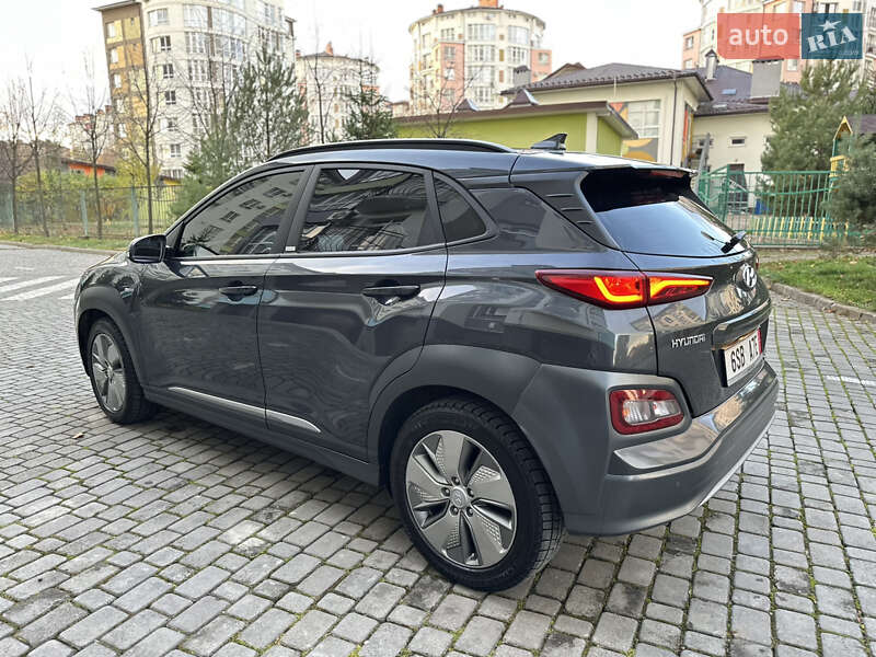 Позашляховик / Кросовер Hyundai Kona 2020 в Івано-Франківську