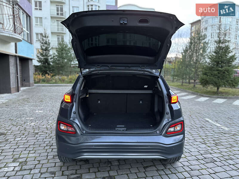 Позашляховик / Кросовер Hyundai Kona 2020 в Івано-Франківську