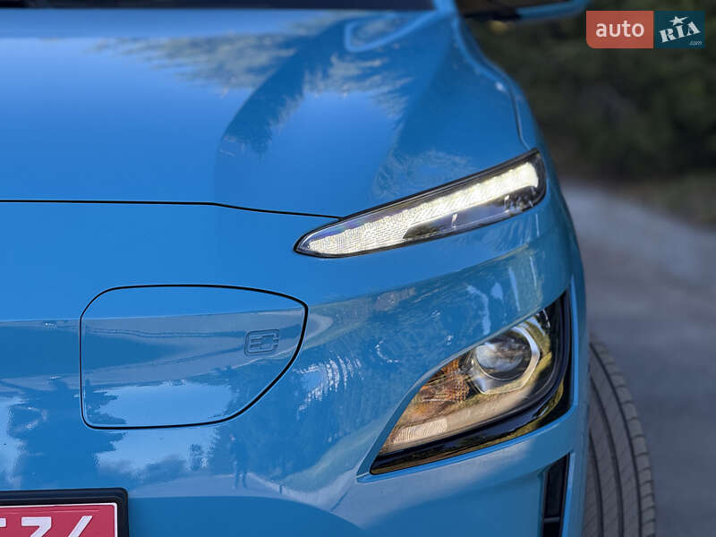 Позашляховик / Кросовер Hyundai Kona 2022 в Тернополі