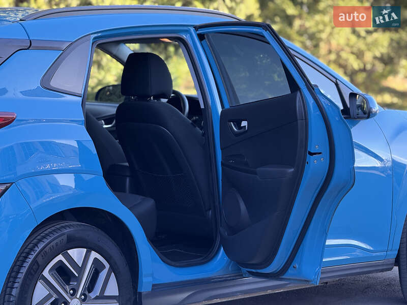 Позашляховик / Кросовер Hyundai Kona 2022 в Тернополі