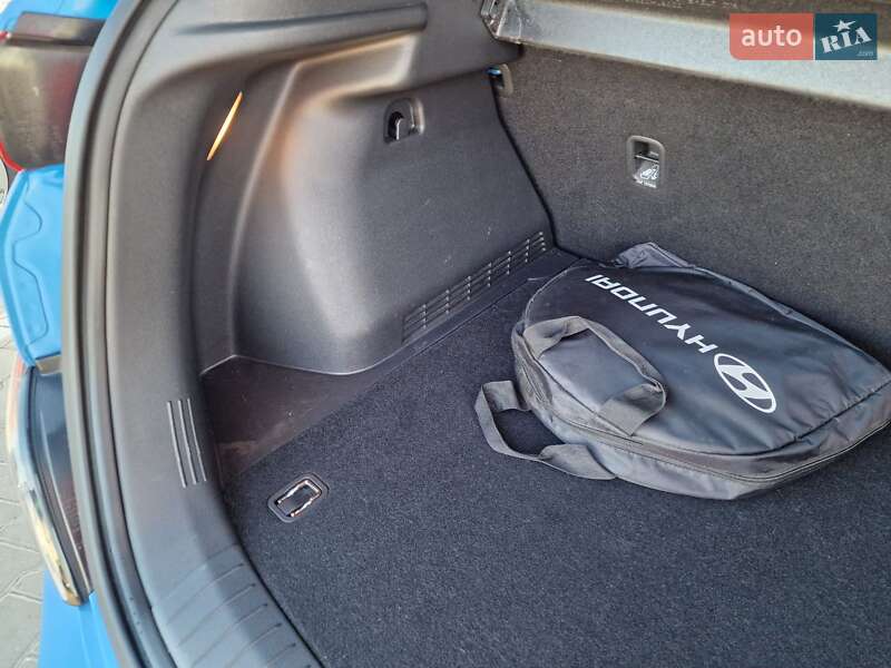 Внедорожник / Кроссовер Hyundai Kona 2021 в Виннице