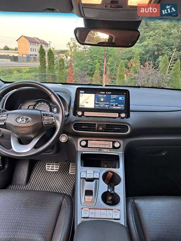 Внедорожник / Кроссовер Hyundai Kona 2020 в Черновцах