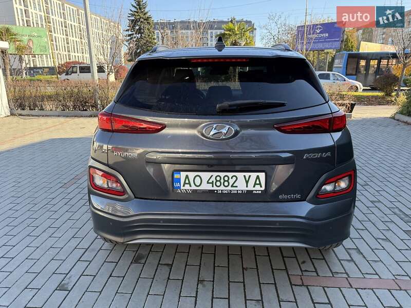 Позашляховик / Кросовер Hyundai Kona 2020 в Ужгороді