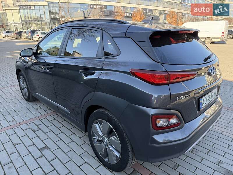 Позашляховик / Кросовер Hyundai Kona 2020 в Ужгороді