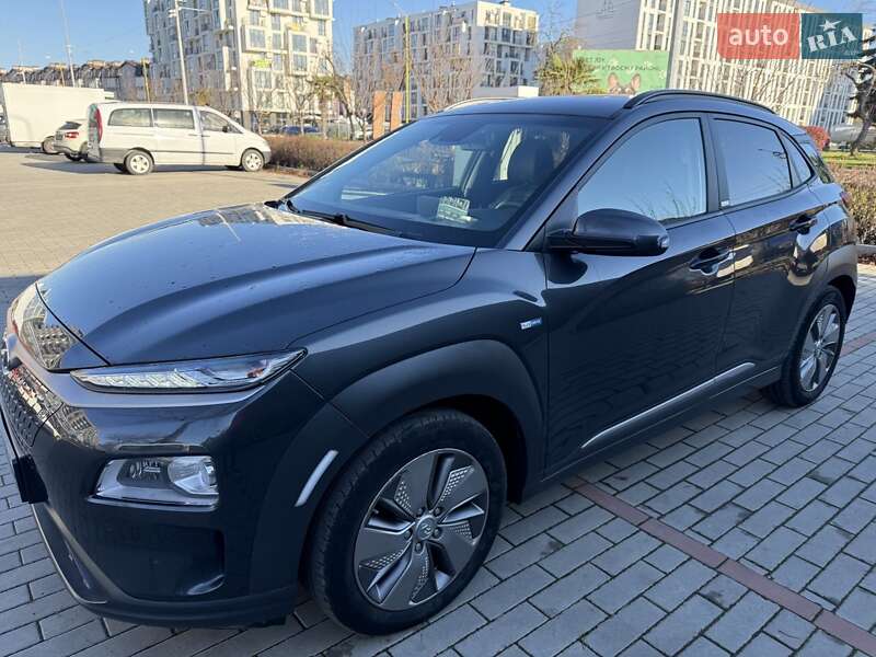 Позашляховик / Кросовер Hyundai Kona 2020 в Ужгороді