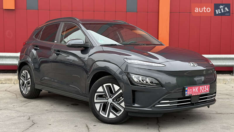 Внедорожник / Кроссовер Hyundai Kona 2021 в Киеве