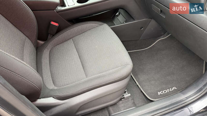 Внедорожник / Кроссовер Hyundai Kona 2021 в Киеве