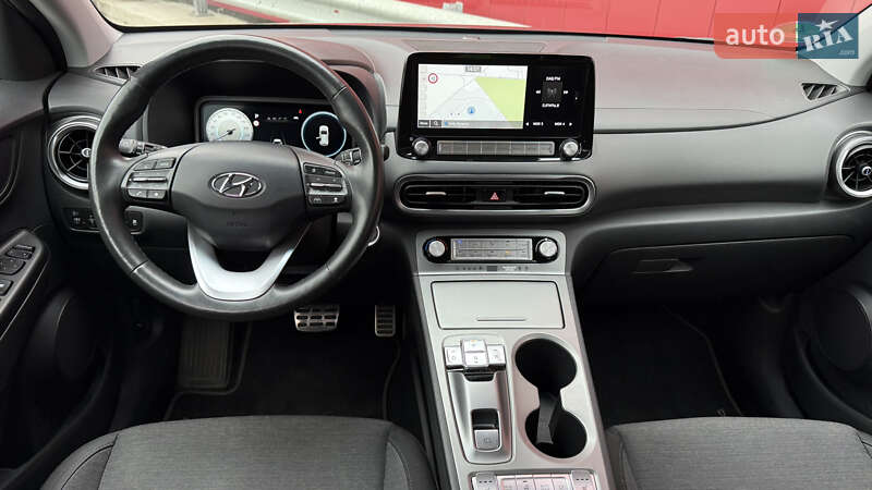 Внедорожник / Кроссовер Hyundai Kona 2021 в Киеве