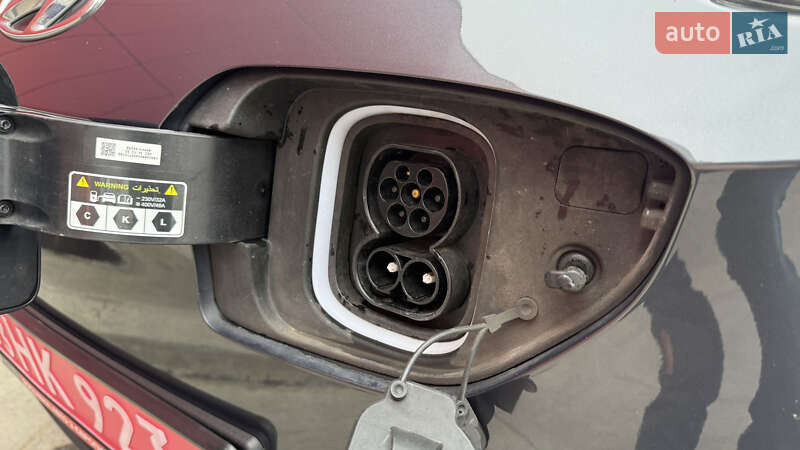 Внедорожник / Кроссовер Hyundai Kona 2021 в Киеве