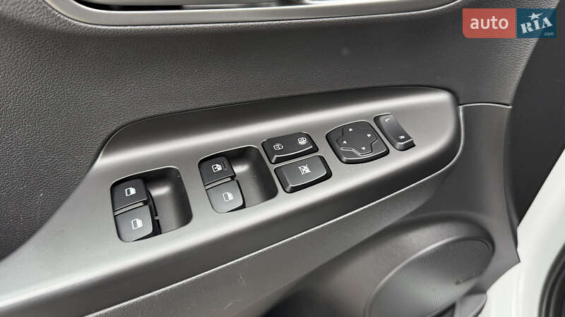 Внедорожник / Кроссовер Hyundai Kona 2020 в Киеве