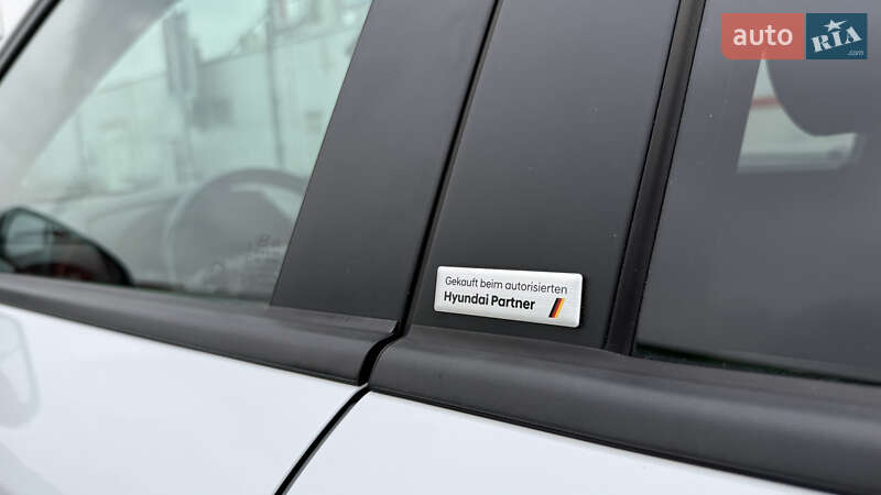 Внедорожник / Кроссовер Hyundai Kona 2020 в Киеве