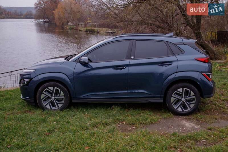 Внедорожник / Кроссовер Hyundai Kona 2023 в Бердичеве