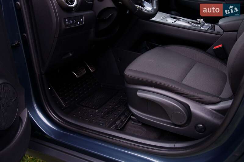 Внедорожник / Кроссовер Hyundai Kona 2023 в Бердичеве