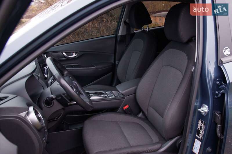 Внедорожник / Кроссовер Hyundai Kona 2023 в Бердичеве